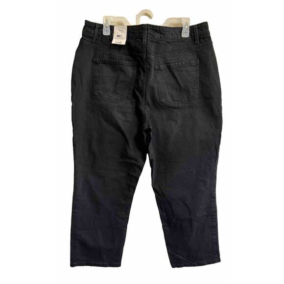 NWT Time and Tru Women's High Rise Straight Leg Crop Jeans Plus Size 18 Black - Picture 2 of 9